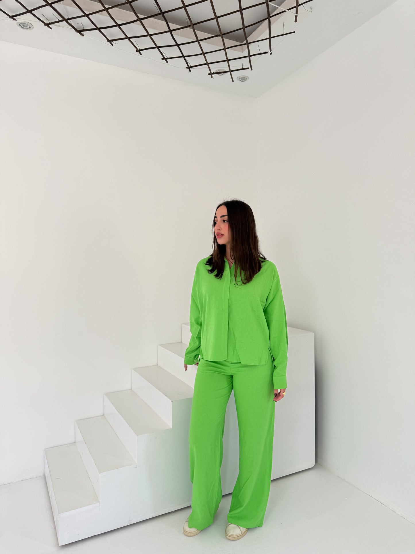 Two-Piece Linen Suit Mantis