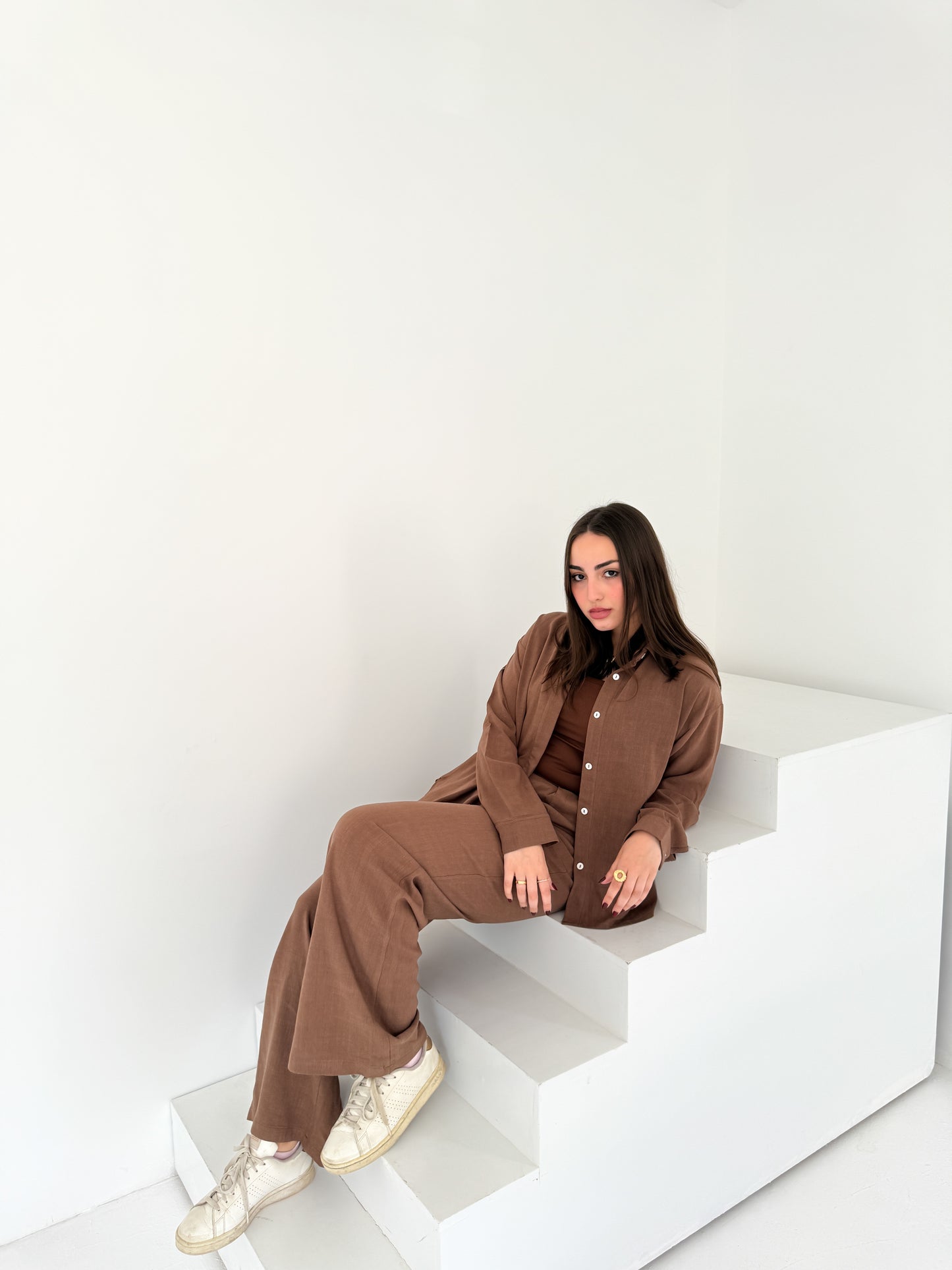 Two-Piece Linen Suit Coffee