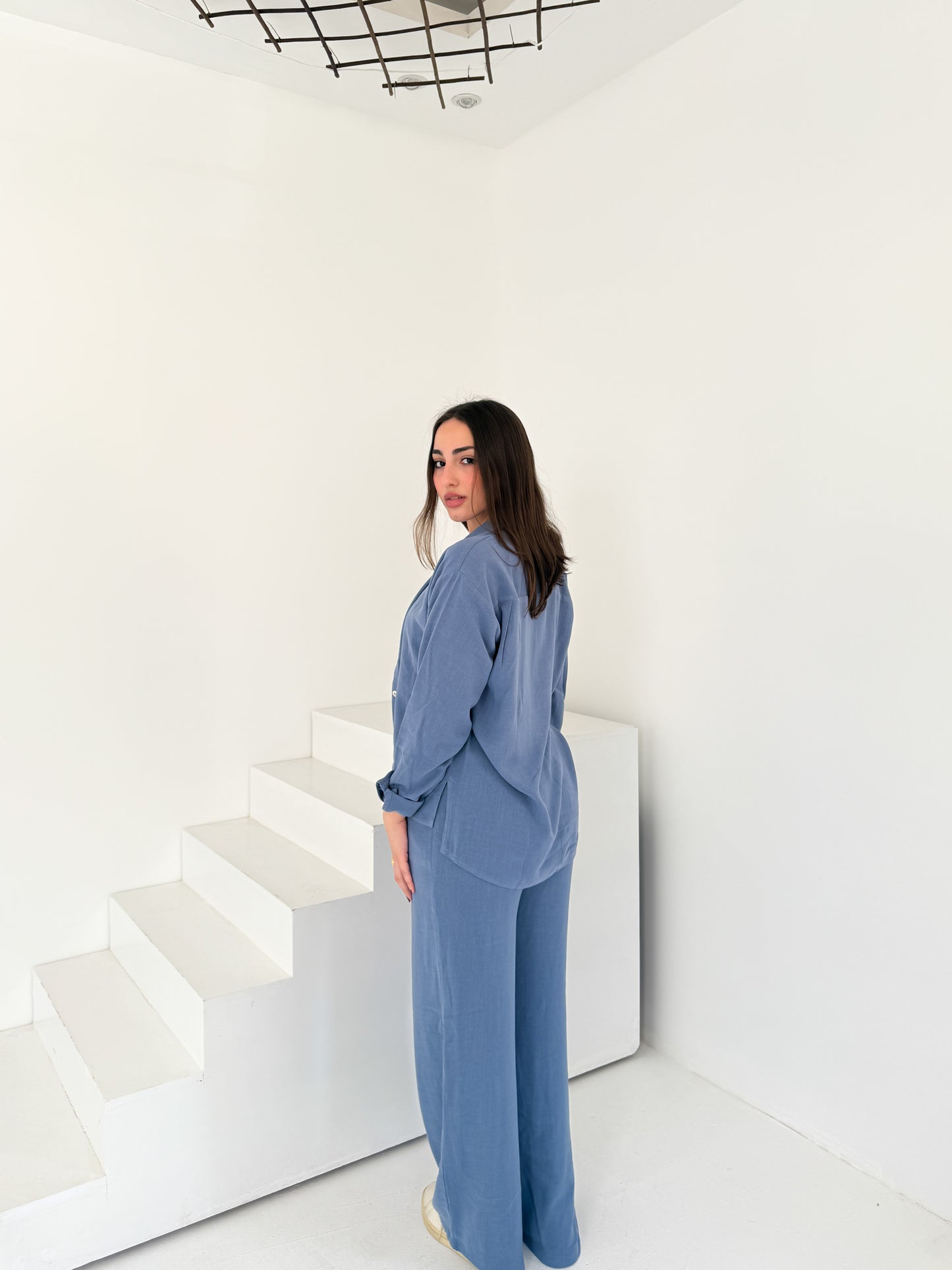 Two-Piece Linen Suit Blue