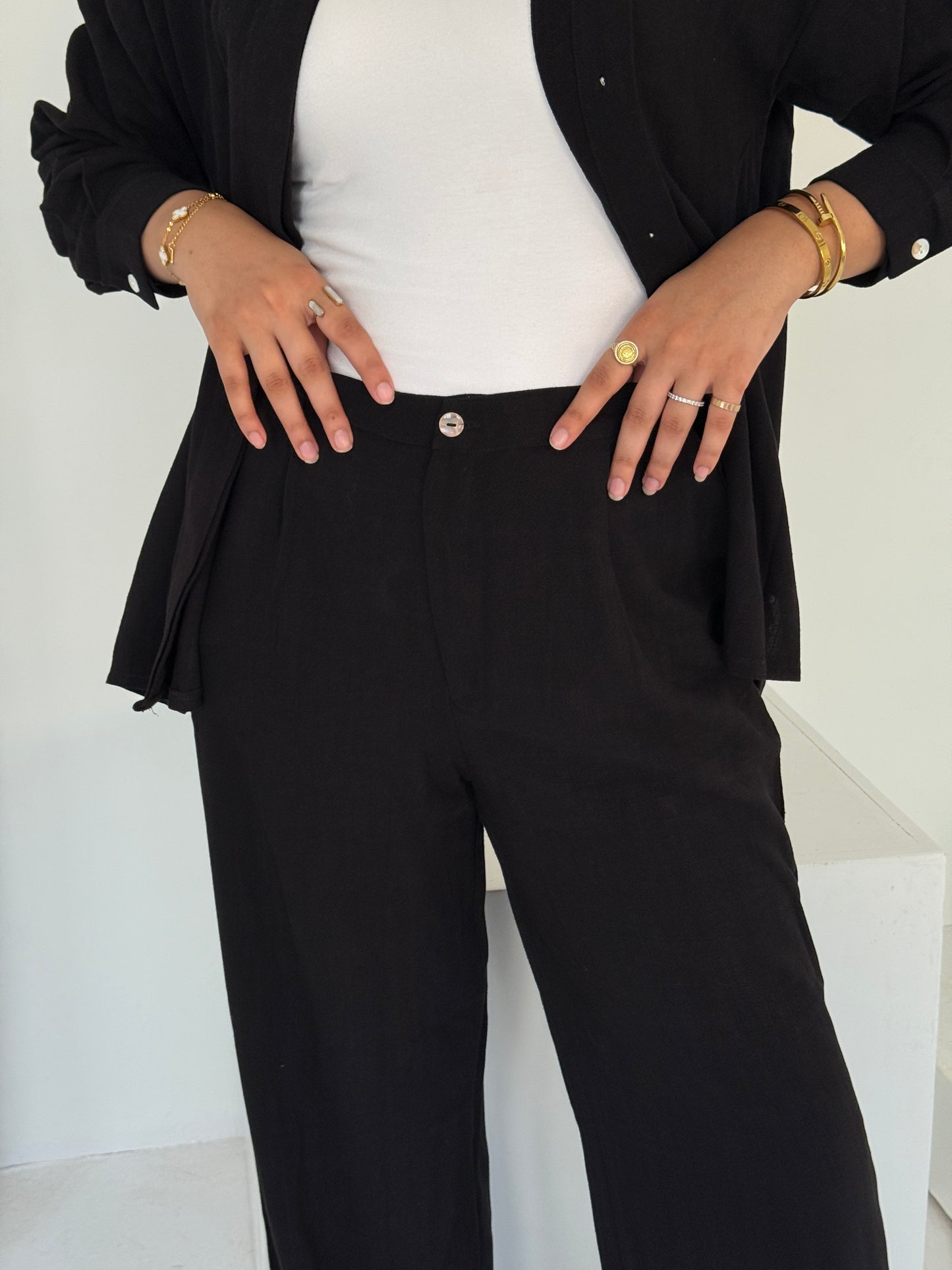 Two Piece Linen Suit – Black